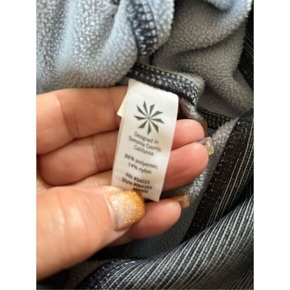 Athleta Women’s Navy Striped Full Zip Hoodie Sz M Pockets Long Sleeve Thumbholes - Picture 8 of 10